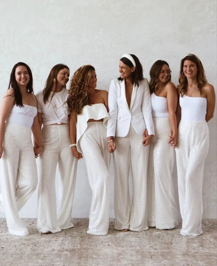 White outfit inspiration for women, 3